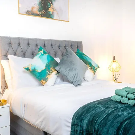 Modern City Centre Apartment With Smart Technology Manchester Exterior photo